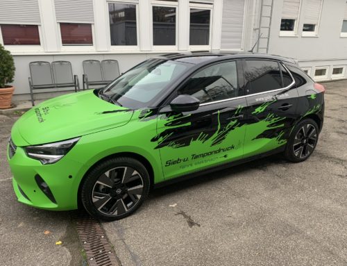 Fuhrpark erhält neues E-Fahrzeug